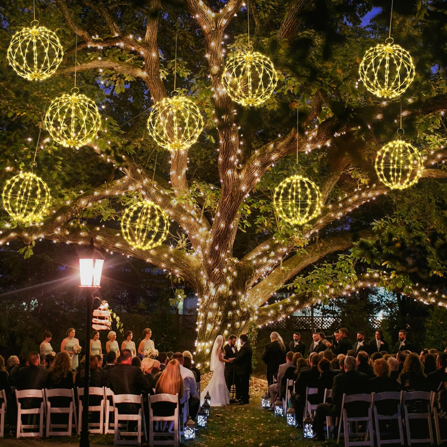 Ledsen™ ChristmasBall: LED Hangende Kerst Bal Lichtjes Voor Buiten Tuin Decoratie