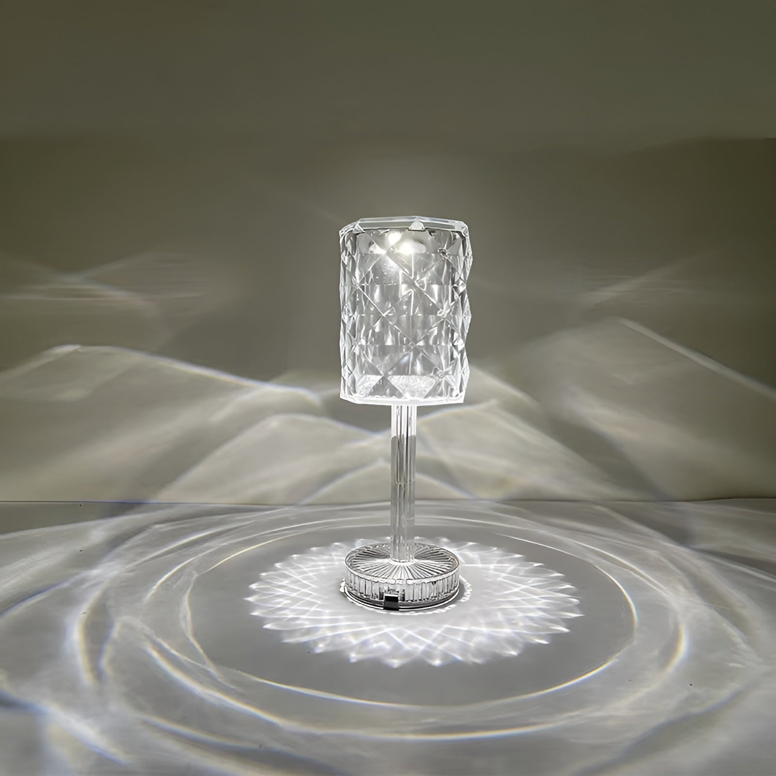 Ledsen™ SparkleLamp: Elegante Verlichtende Kristallen Diamanten Fonkel Lamp